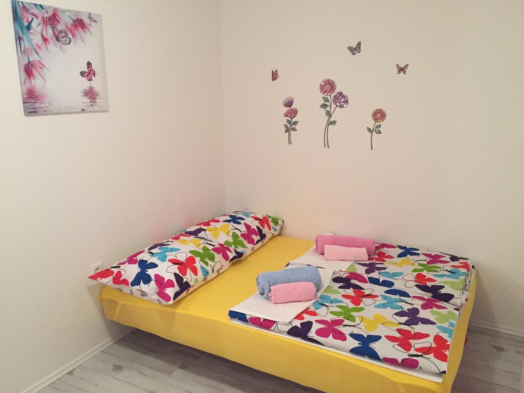 Apartment Leptir Ποντστράνα Εξωτερικό φωτογραφία